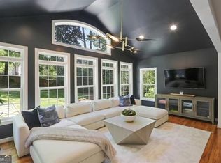 3911 Wieuca Rd NE, Atlanta, GA 30342