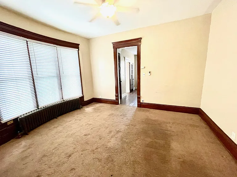 2919 Cottage Grove Ave — Photo 8