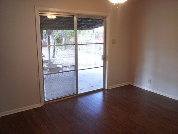 5th image of 5005 Lilac Ln