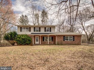 6725 Maxwell Ave, Warrenton, VA 20187