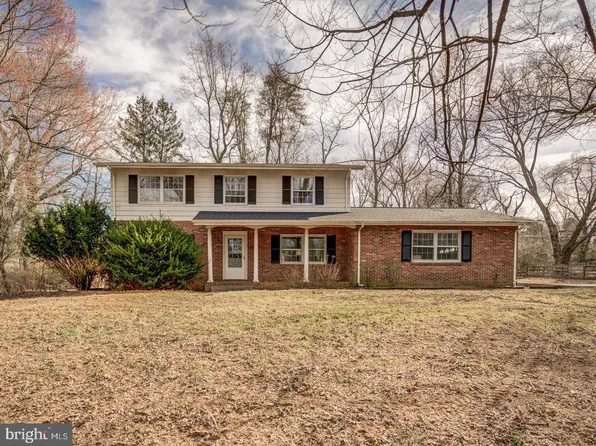 6725 Maxwell Ave, Warrenton, VA 20187