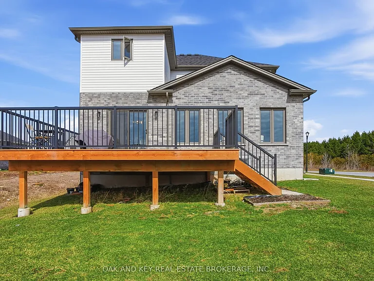 11 Bowman Dr — Photo 48