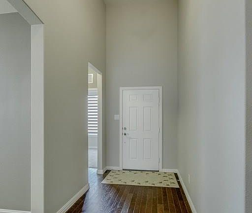 4th image of 214 Copper Canyon Dr