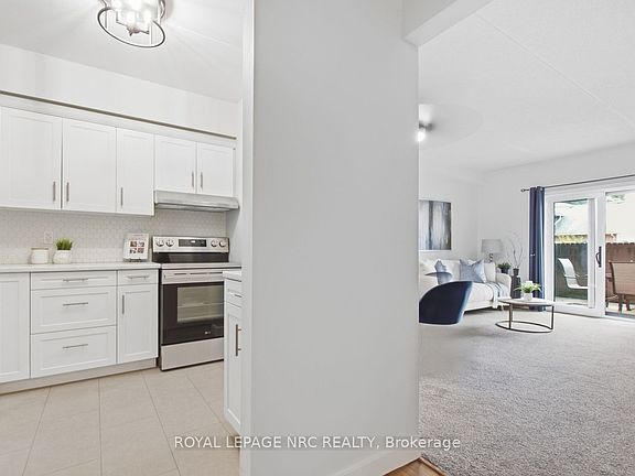 5th image of 72 Main St E #106