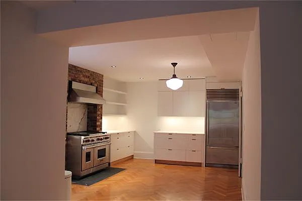 Rented by Avenue Sotheby's International Realty | media 27