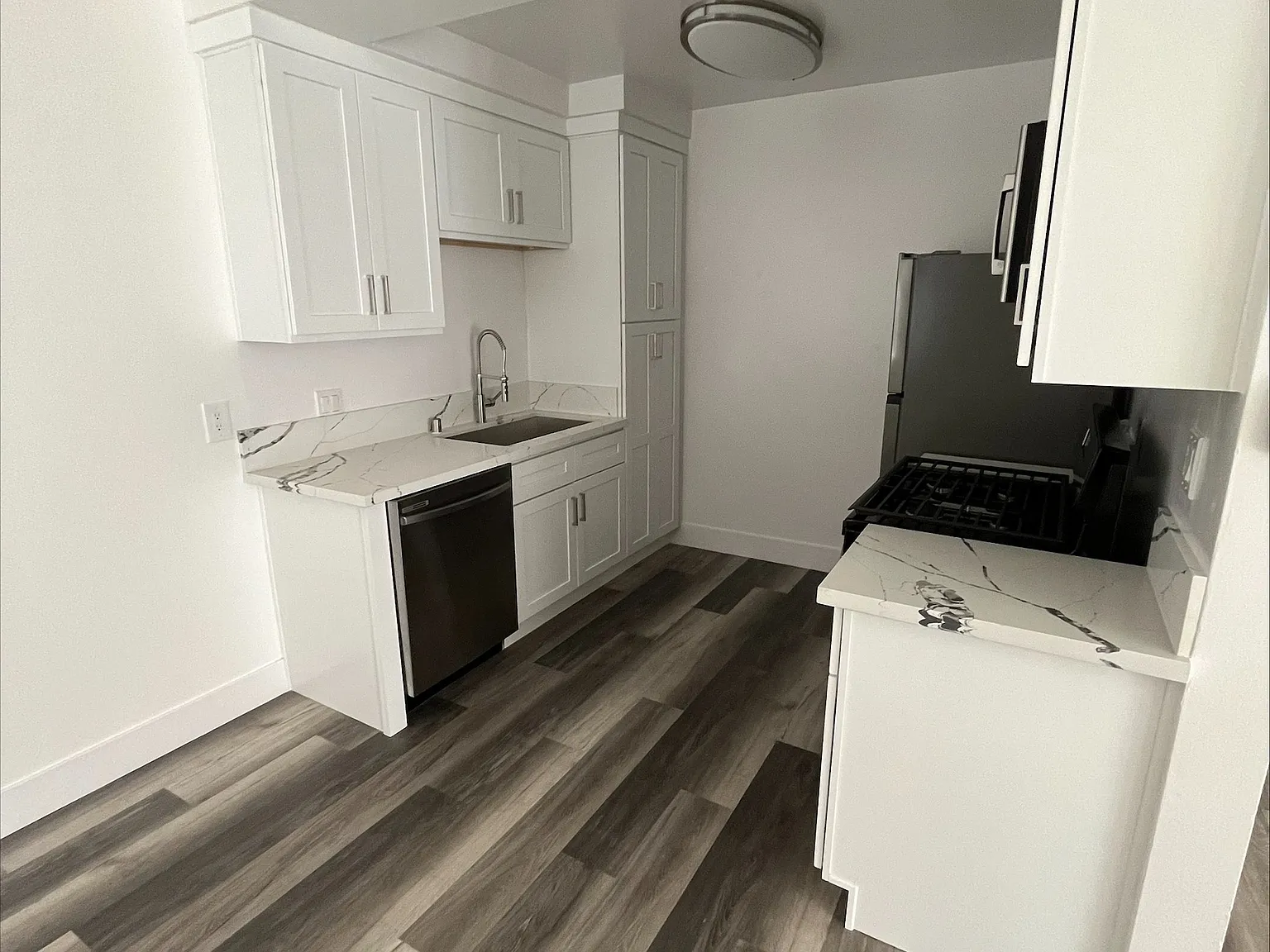 4028 W. 137th St — Photo 3