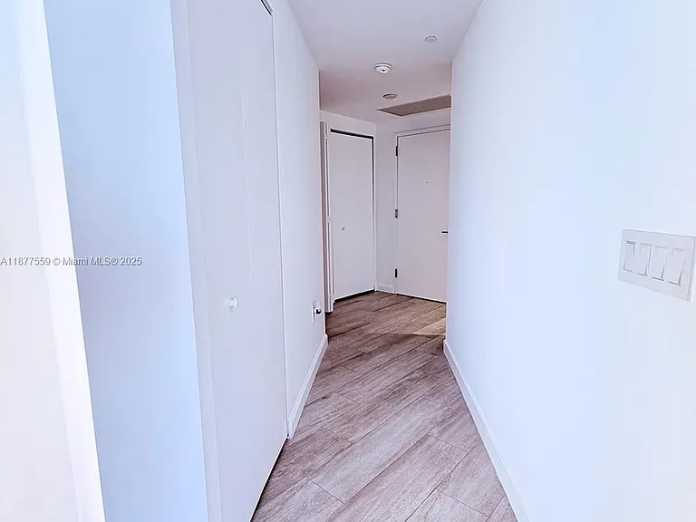 55 SW 9th St #4003 — Photo 13