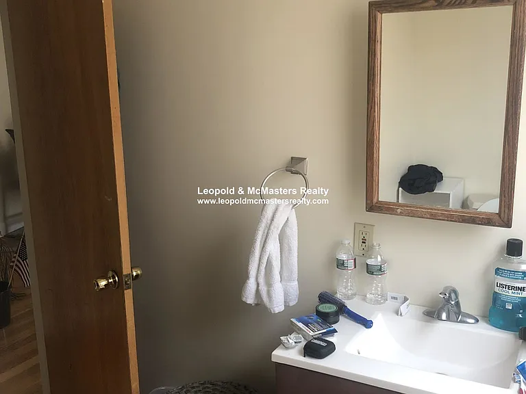 59 Waverly St #2 — Photo 24