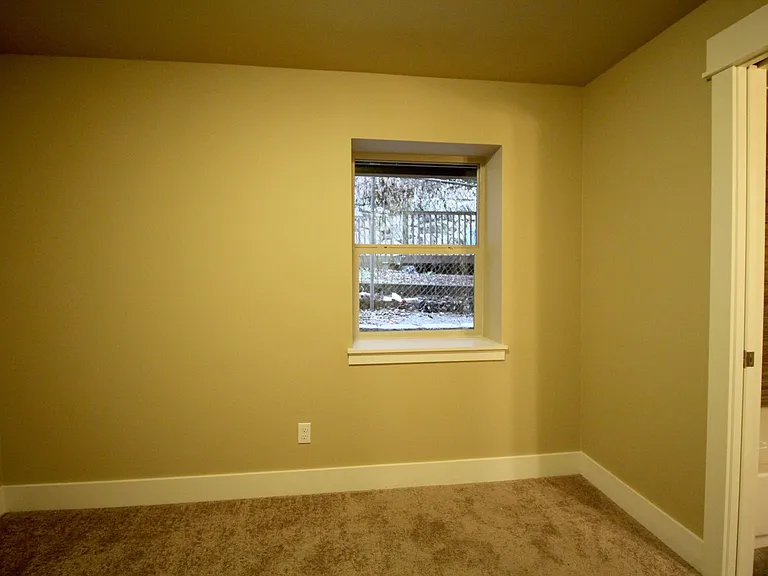 South Lane Apartments — Photo 50