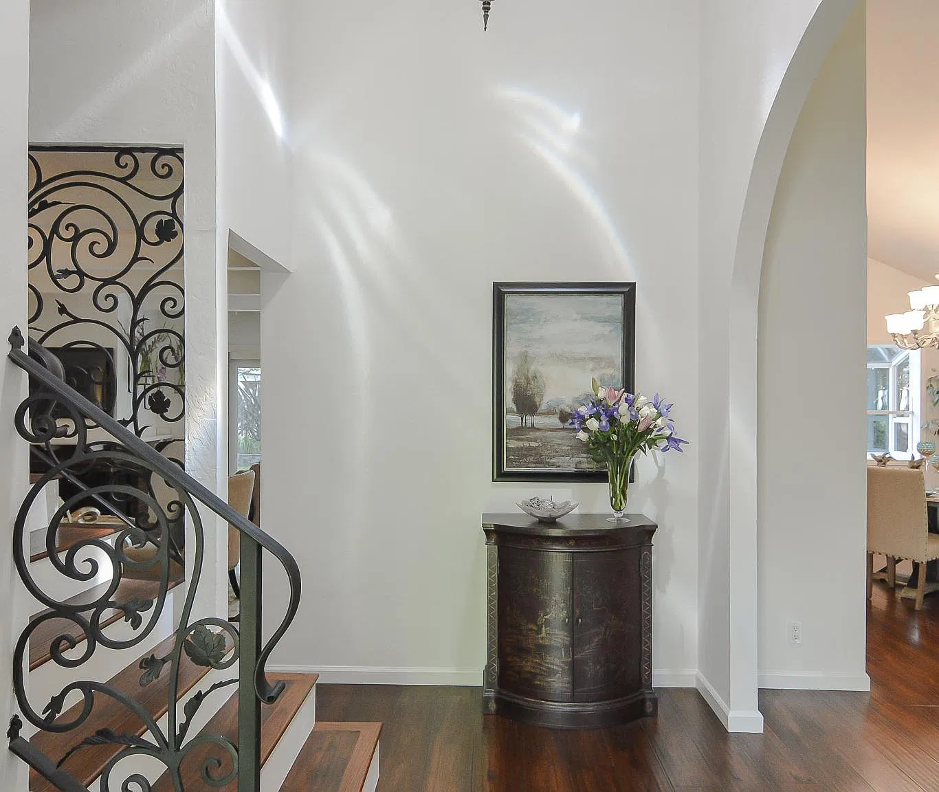 4 bed, 1978 sqft, $4,800 — Photo 2