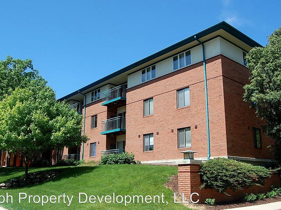 1st image of 804 Riverwalk Dr APT 310