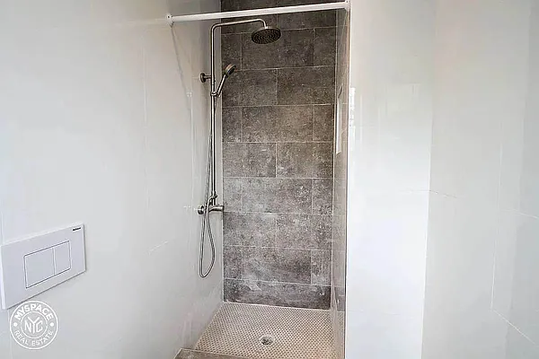 Rented by GROOME REALTY LLC | media 10