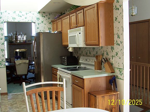 5th image of 59062 Golden Oak Ct
