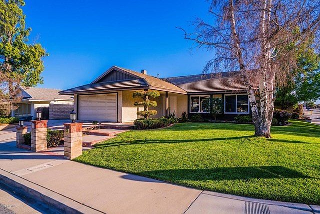 930 Bright Star St Thousand-large-001-17