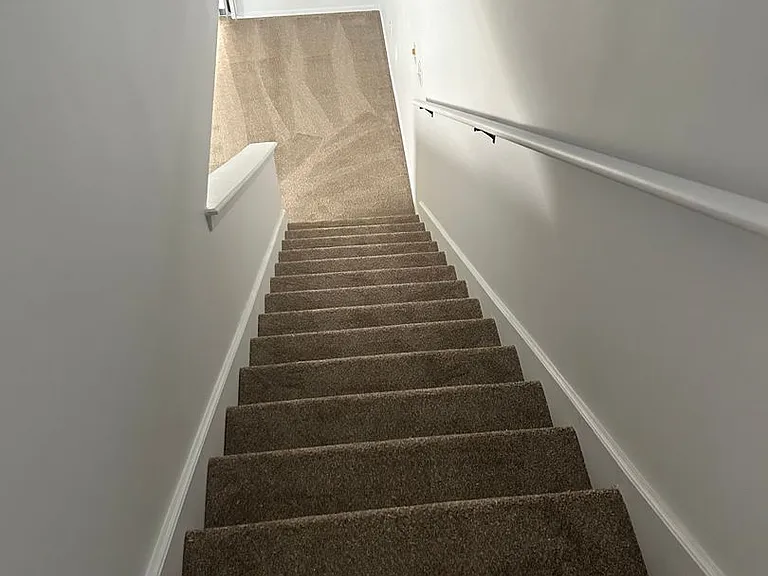 11 Poulton Dr E #F — Photo 6