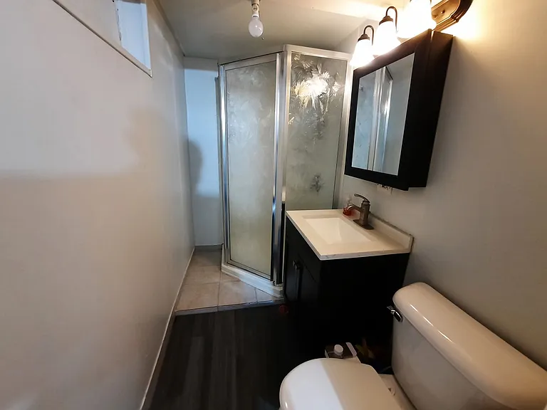 1720 Leland Ave — Photo 50