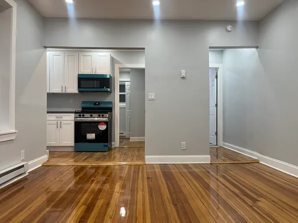 949 E 213th St Floor 2, Bronx, NY 10469