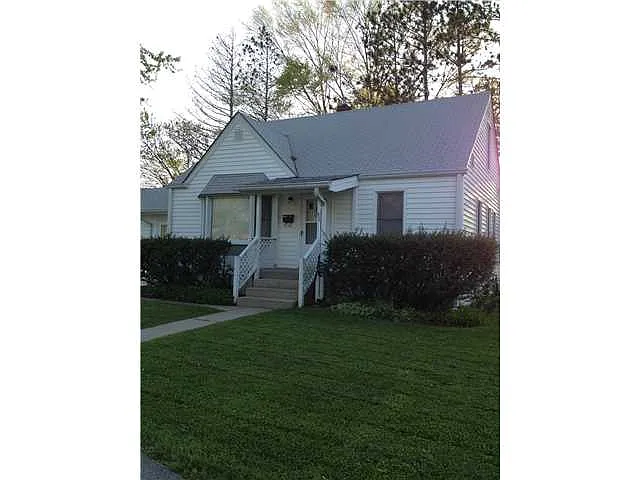 430 Gibbs St photo 1