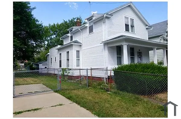 Building Photo - 1140 Palmwood Ave