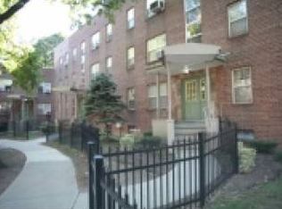 212 Holt Dr APT E3, Pearl River, NY 10965