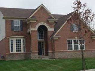 5040 Parkgate Dr, Commerce Township, MI 48382