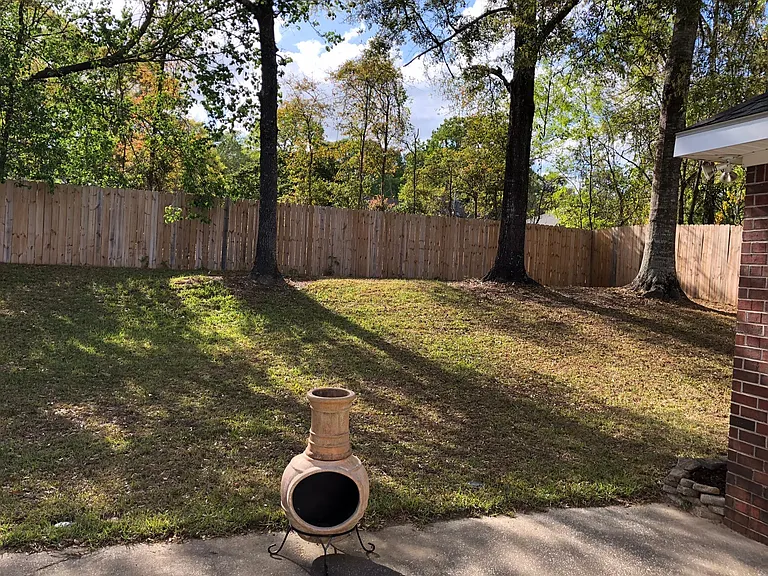 1250 Windmill Pl W — Photo 20