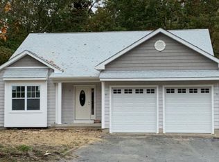 15 Emerald Dr, Egg Harbor Township, NJ 08234