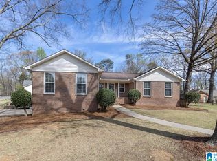 840 Ridgecrest Dr, Gardendale, AL 35071