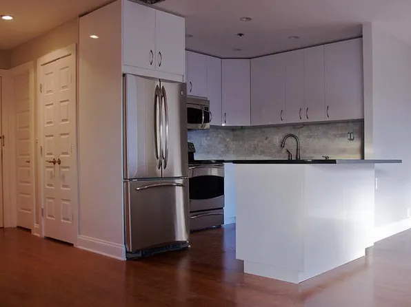 1633 Washington Blvd APT 3B, Stamford, CT 06902