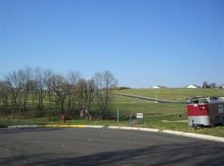 116 Autumnwood Cir, Mount Horeb, WI 53572