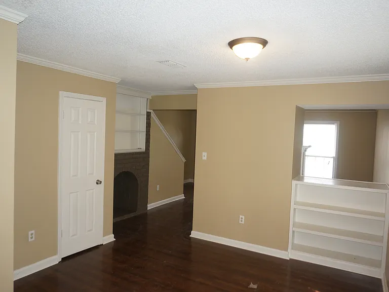 6525 Castle Creek Ln — Photo 6
