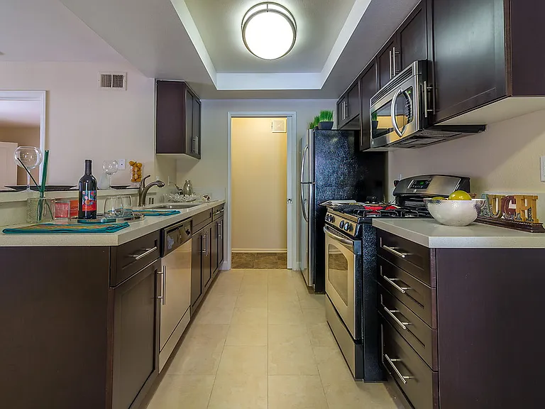 Trabuco Villas — Photo 9
