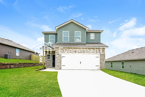 1045 Brookhaven Ln Photo 1