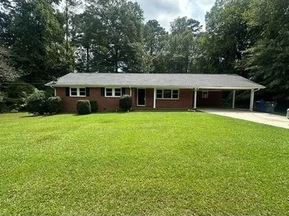 475 Georgia Ave, Fayetteville, GA 30214