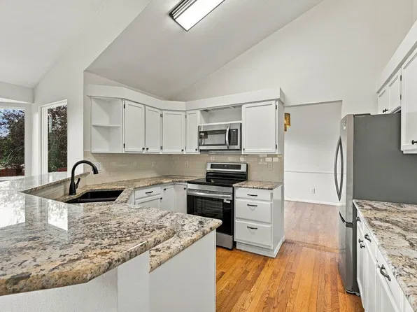915 W Chestnut Cir, Louisville, CO 80027
