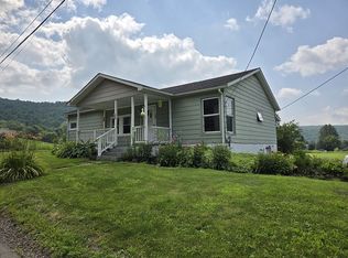 22 Broughton Hollow Rd, Wellsboro, PA 16901