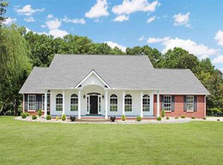 402 Autumn Ridge Rd, Glasgow, KY 42141