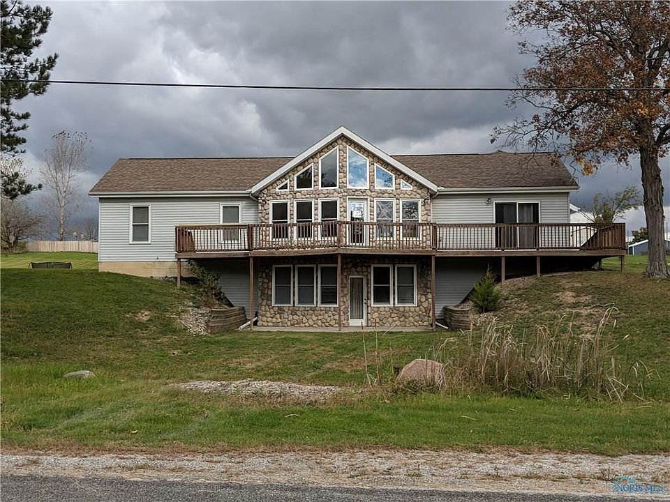 1st image of 333 Seneca Dr