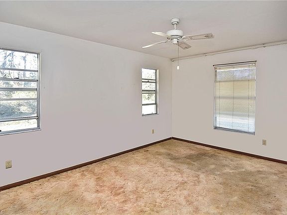 5th image of 2311 Wellington Ave