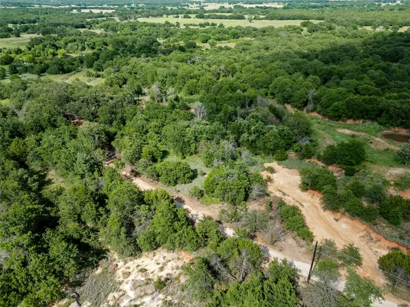 1060 Scott Rd, Weatherford, TX 76088