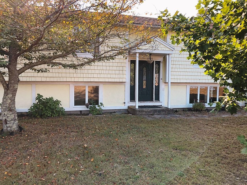 1st image of 261 Washington St