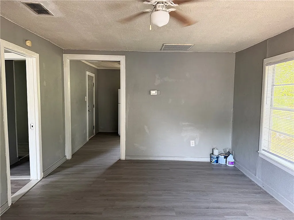1 bed, 650 sqft, $975 — Photo 4