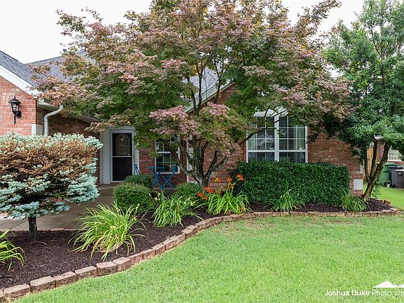 3rd image of 6104 W Pleasant Pl