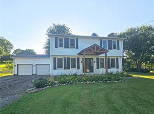 15745 Pineview Dr, East Liverpool, OH 43920