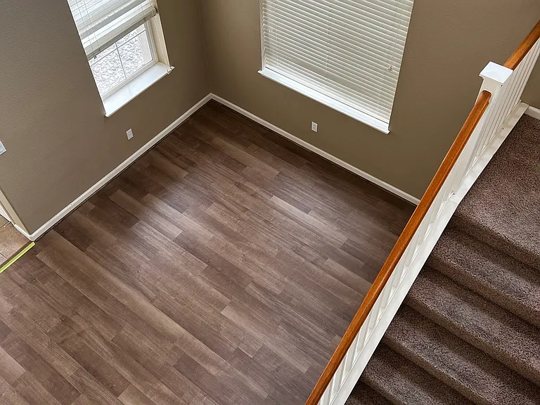 1020 Crown View Dr — Photo 9