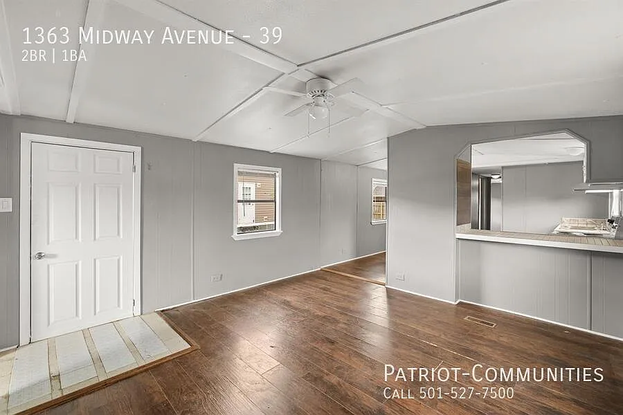 2 bed, $910 — Photo 4