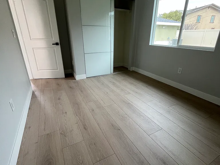 1531 E Larkwood St #J — Photo 3