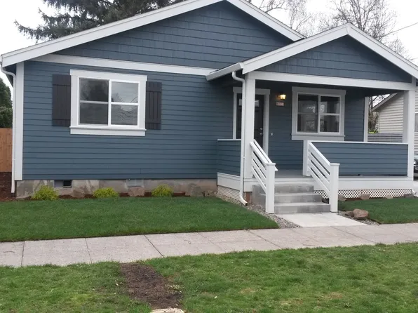 Charming SE Bungalow 3 Bed 2 Bathroom with Washer & Dryer, 6021 SE 48th Ave Unit A, Portland, OR 97206