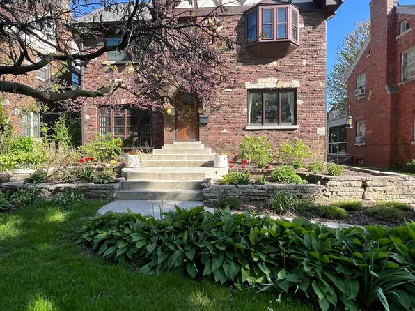 471 Kent Rd, Riverside, IL 60546