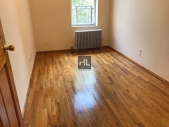5th image of 2419 Steinway St APT 3R